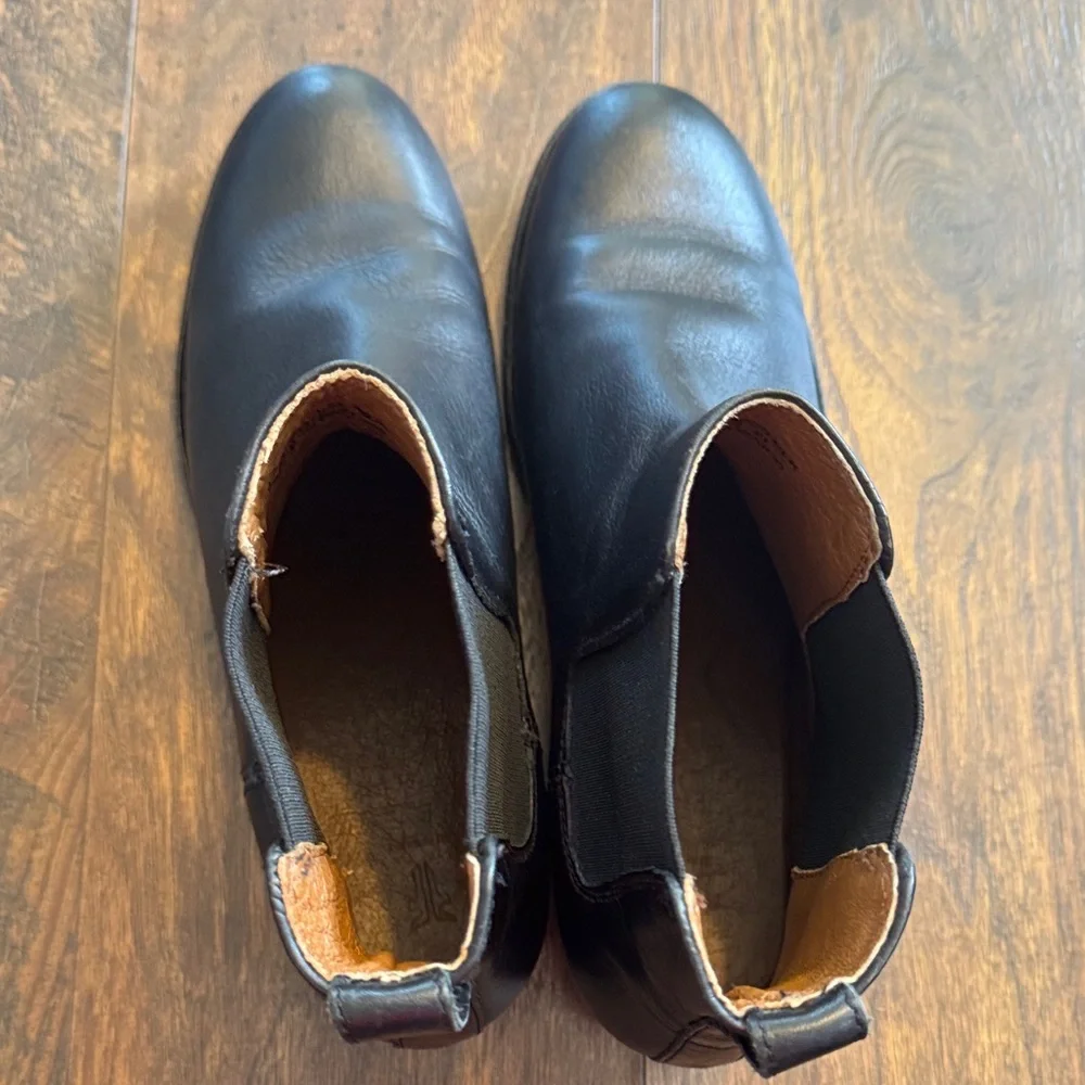 Frye - Women’s Black Leather Boots - Size 8.5